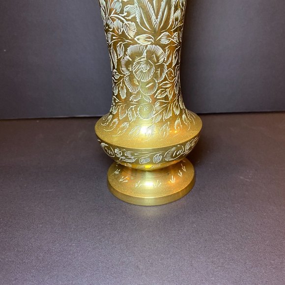 Vintage Brass Flower Vase Etched Floral Pattern India - Picture 4 of 7